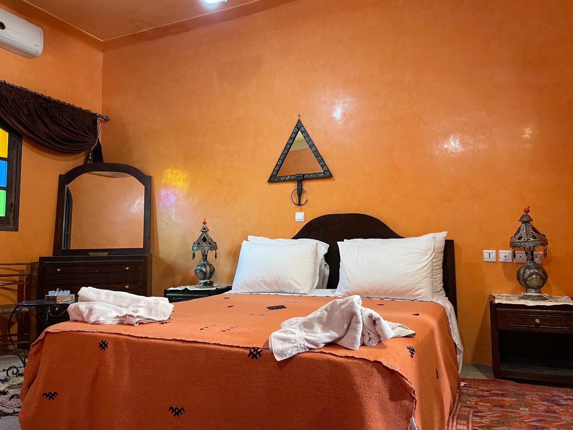 Villa De L'Atlas Tagadirt Екстер'єр фото